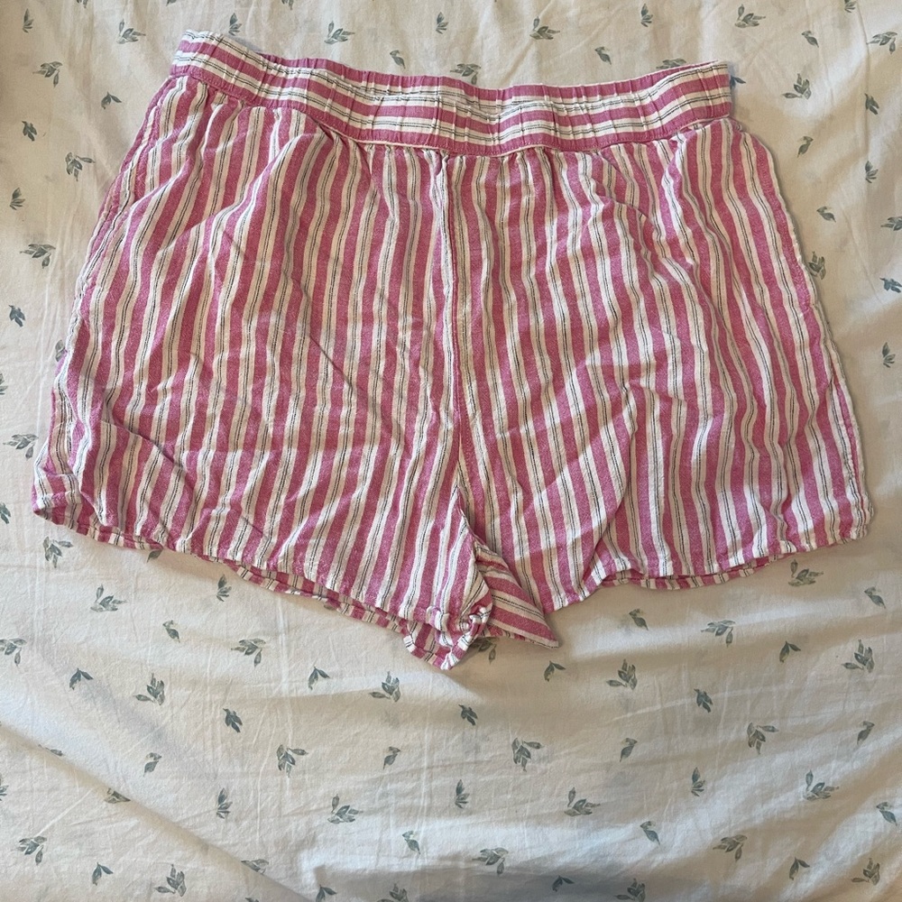 Universal Thread Linen Shorts